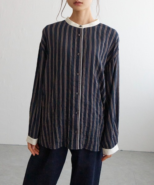 LBC(エルビーシー)の「クレリックパイピングシャツ(シャツ/ブラウス・レディース・グリーン/ブラック/ネイビー・M/L)」の1枚目の写真