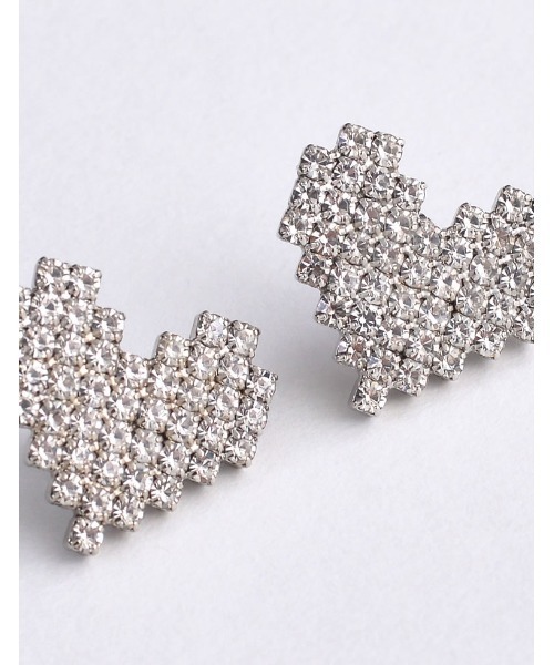 Re:EDIT（リエディ）の「[2023A/W COLLECTION][MEISM by Re:EDIT]ライントストーンハートピアス（ピアス（両耳用）・レディース・シルバー/ゴールド・FREE）」の5枚目の写真