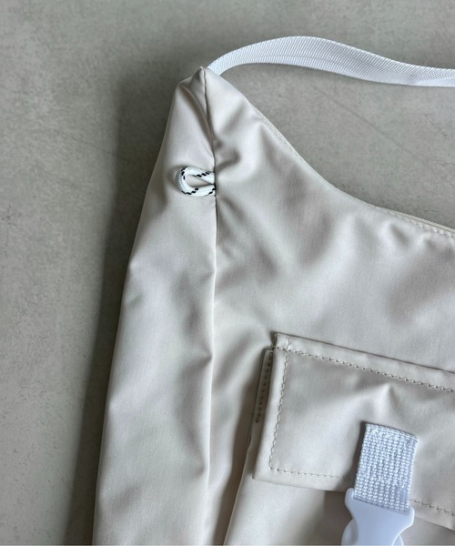 CPCM（シーピーシーエム）の「2ポケバックルショルダーバッグ（ショルダーバッグ・メンズ・アイボリー/ブラック/グリーン・FREE）」の20枚目の写真