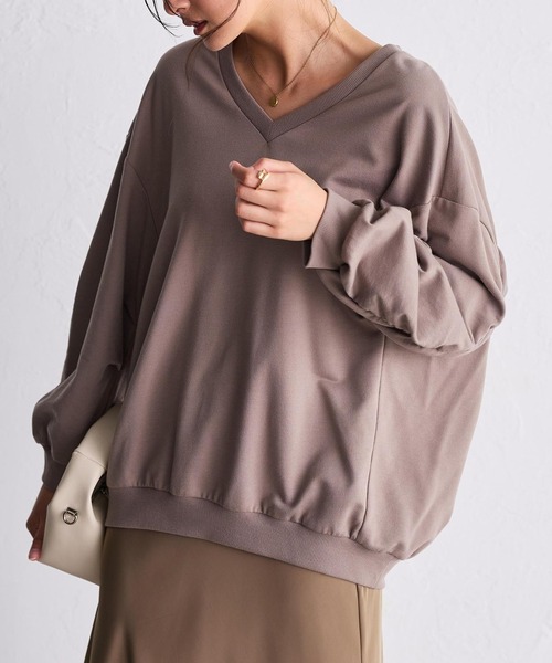 ranaです。 セール】[24AW新色追加]バックギャザーVネックスウェット（Tシャツ
