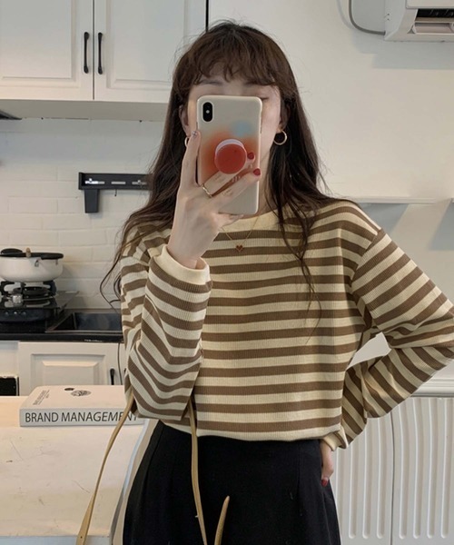 NANEA（ナネア）の「ボーダー　長袖トップス（ニット/セーター・レディース・ベージュ/レッド/グリーン/ブラック・フリー）」の6枚目の写真