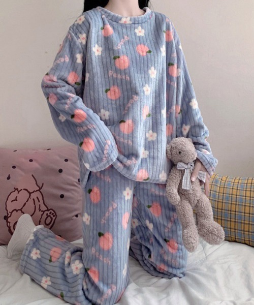 Miniministore（ミニミニストア）の「フリースパジャマ 上下セット レディース（ルームウェア/パジャマ・レディース・ピンク/アイボリー/ホワイト/ブルー・フリー）」の3枚目の写真