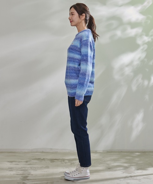 Arnold Palmer（アーノルドパーマー）の「グラデーション ボーダーニット シェア プルオーバー（ニット/セーター・レディース・ブルー/ライトベージュ/ブラック・M/S/L/XS/LL）」の8枚目の写真