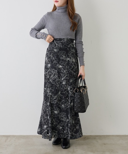 one after another NICE CLAUP（ワンアフターアナザーナイスクラップ）の「ハートキルティングスクエアバッグ（ショルダーバッグ・レディース・ブラック/アイボリー・ONE SIZE）」の7枚目の写真