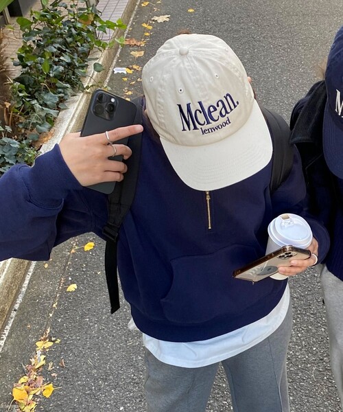 fredy emue（フレディエミュ）の「JAZZキャップ（キャップ・レディース・ブラック系その他/ネイビー/レッド/ブラック/キナリ・FREE）」の2枚目の写真