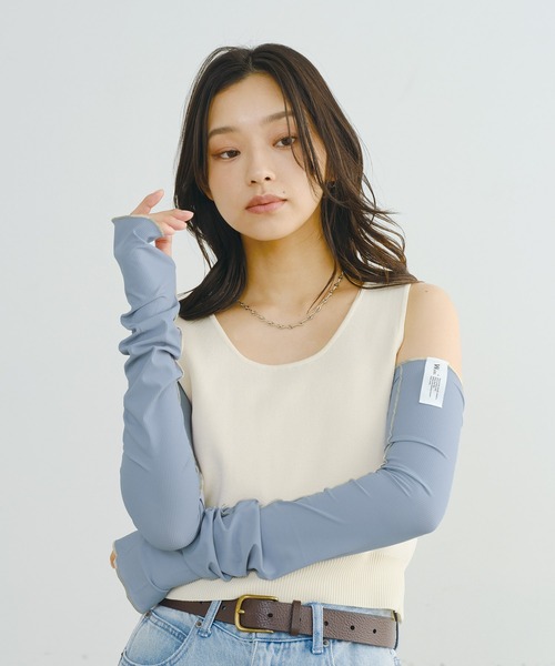 Wpc.（ダブリュピーシー）の「★【Wpc.公式】UVカット 接触冷感アームカバー（アームカバー・レディース・ブラウン/ブラック/グレー/オフホワイト/ブルー・FREE）」の12枚目の写真
