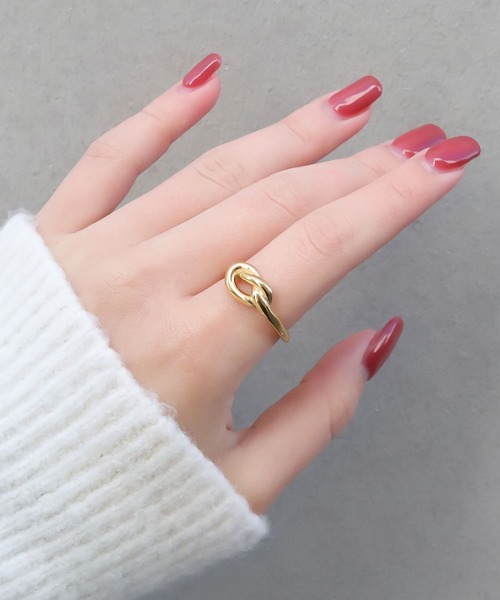 blackdia ocean(ブラックダイヤオーシャン)の「blackdia ocean シングルツイストリング(リング・レディース・ゴールド/シルバー・9号/12号/13号/18号/16号)」の4枚目の写真