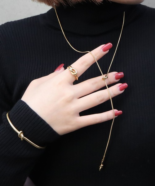 blackdia ocean(ブラックダイヤオーシャン)の「blackdia ocean シングルツイストリング(リング・レディース・ゴールド/シルバー・9号/12号/13号/18号/16号)」の9枚目の写真