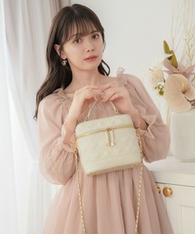 le reve vaniller（ル レーヴ ヴァニレ）の「ハート柄 キルティング バニティ バッグ le reve vaniller（ハンドバッグ）」