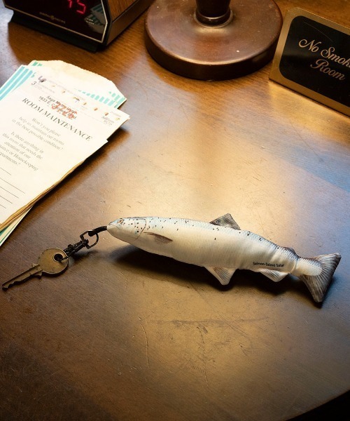 DULTON(ダルトン)の「LITTLE FISHES/キーホルダー 魚(キーホルダー・メンズ・A/B/C/D/E/F・FREE)」の5枚目の写真