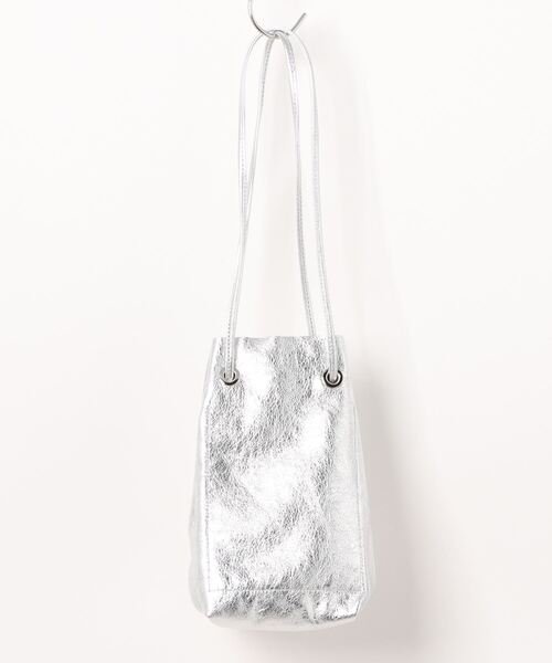 marco masi（マルコマージ）の「marco masi/レザー巾着バッグ（ショルダーバッグ・レディース・シルバー/ゴールド・FREE）」の3枚目の写真