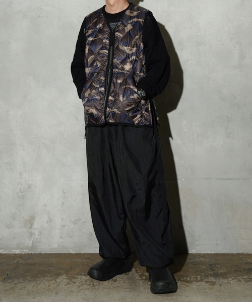 TAION（タイオン）の「TAION / タイオン MILITARY V-NECK W ZIP VEST (TAION-001ALSZML-1) ミリタリー Vネック Wジップ ダウンベスト ソフトシェル（ベスト・メンズ・ブラック/オリーブ/オフホワイト/ダークネイビー/カモフラージュ・MEDIUM/LARGE/X-LARGE/XX-LARGE/SMALL）」の16枚目の写真