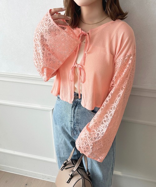 apres jour(アプレジュール)の「レースドッキング2WAYショートニットカーディガン【ZOZOTOWN限定アイテム】(カーディガン/ボレロ・レディース・ピンク/グレー/アイボリー・フリー/X-LARGE)」の4枚目の写真