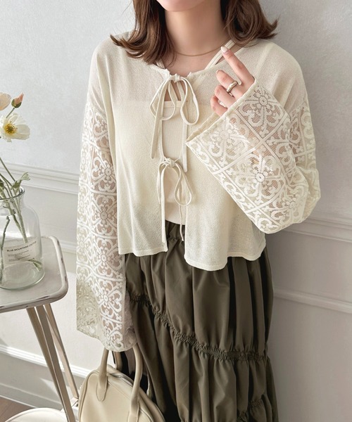 apres jour(アプレジュール)の「レースドッキング2WAYショートニットカーディガン【ZOZOTOWN限定アイテム】(カーディガン/ボレロ・レディース・ピンク/グレー/アイボリー・フリー/X-LARGE)」の22枚目の写真