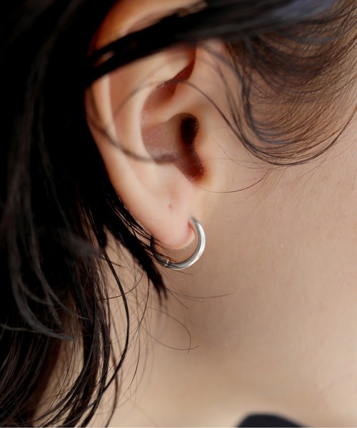 TEN.(テン)の「SILVER925 ボイドピアス(ピアス(両耳用)・レディース・シルバー・FREE)」の18枚目の写真