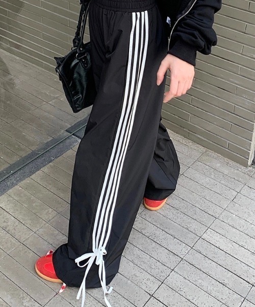 .KOM（ドットコム）の「A'GEM/9 × .kom 『.KOM/ドットケーオーエム』 ラインリボンパンツ（その他パンツ・レディース・ブラック・S/M）」の5枚目の写真