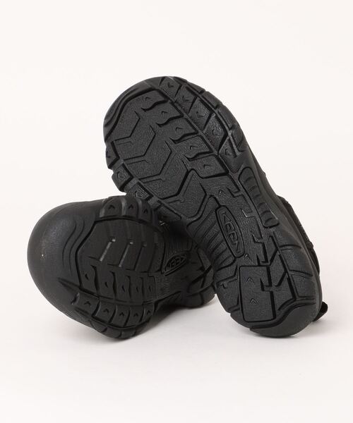 KEEN（キーン）の「【KEEN】NEWPORT H2（サンダル・レディース・ブラック・23cm/23.5cm/24cm/24.5cm/25cm）」の2枚目の写真