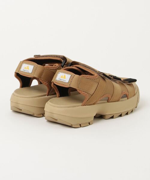 COMMON WARE(コモンウェアー)の「ST:GCP / Grand colony グランド コロニー / Recycled nylon 3BELT SANDAL リサイクルナイロン カバードベルト 厚底スポーツサンダル(サンダル・レディース・ブラック/ライトブラウン・L/M/S)」の3枚目の写真