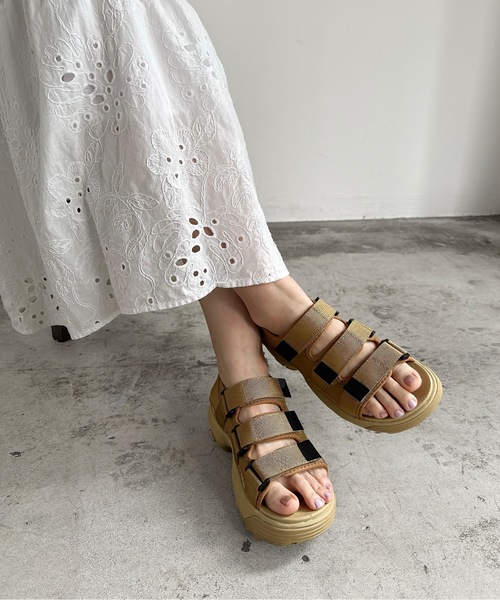 COMMON WARE(コモンウェアー)の「ST:GCP / Grand colony グランド コロニー / Recycled nylon 3BELT SANDAL リサイクルナイロン カバードベルト 厚底スポーツサンダル(サンダル・レディース・ブラック/ライトブラウン・L/M/S)」の13枚目の写真
