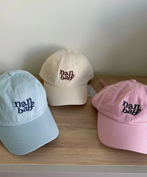 LAFFMO（ラフモ）の「レタリングロゴキャップ（キャップ・レディース・ピンク/モカ/オフホワイト/ブルー/ブラック・F）」の6枚目の写真