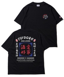 【YOIDORE 】ワンポイント刺繍バックプリントTシャツ / グラフィックTシャツ