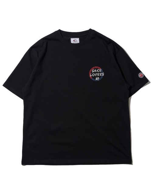 ADPOSION(アドポーション)の「【YOIDORE 】ワンポイント刺繍バックプリントTシャツ / グラフィックTシャツ(Tシャツ/カットソー・メンズ・ブラック/ホワイト・MEDIUM/LARGE/X-LARGE)」の5枚目の写真