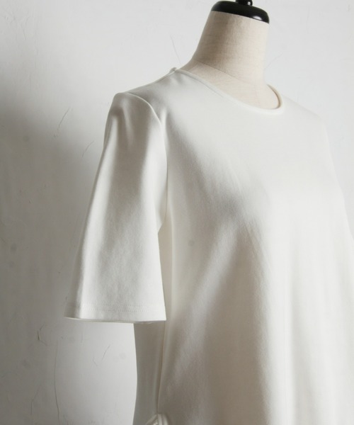 &. NOSTALGIA（アンドドットノスタルジア）の「ヘムギャザーフリルTシャツ（Tシャツ/カットソー・レディース・ブラック/ホワイト・M）」の18枚目の写真