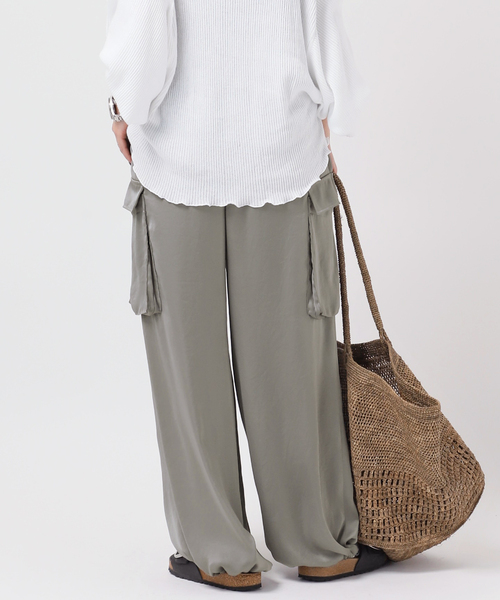 EVERYDAY I LIKE.（エヴリディアイライク）の「ライトサテンカーゴパンツ（カーゴパンツ・レディース・カーキ・34/36/38）」の9枚目の写真