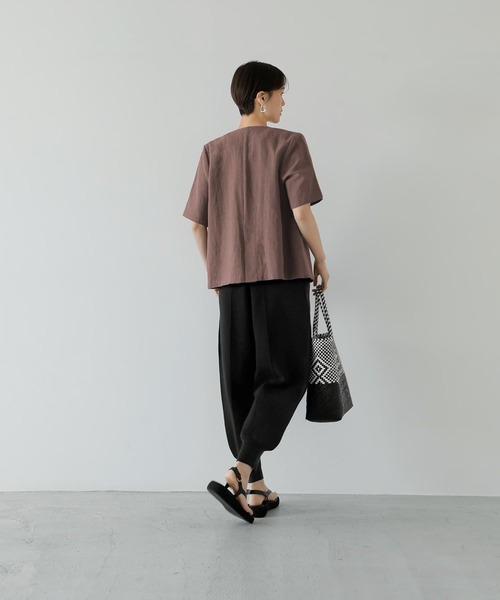 STYLE DELI(スタイルデリ)の「綿麻ノーカラー半袖ジャケット(ノーカラージャケット・レディース・ホワイト/ブラック/ブラウン系その他・FREE)」の7枚目の写真