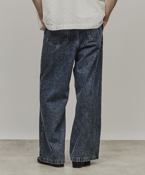 tk.TAKEO KIKUCHI（ティーケータケオキクチ）の「◆ケミカルウォッシュAラインワイドデニム（デニムパンツ・メンズ・チャコールグレー/ブルー・01/02/03）」の13枚目の写真