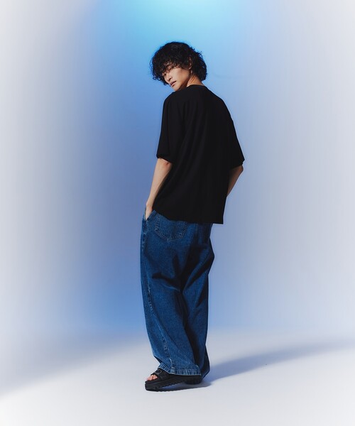 tk.TAKEO KIKUCHI（ティーケータケオキクチ）の「◆ケミカルウォッシュAラインワイドデニム（デニムパンツ・メンズ・チャコールグレー/ブルー・01/02/03）」の21枚目の写真