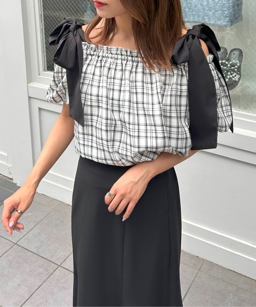 INGNI（イング）の「肩リボンチェック柄オフショルブラウス（シャツ/ブラウス・レディース・ホワイト系2/ブラック系その他4・M）」の17枚目の写真