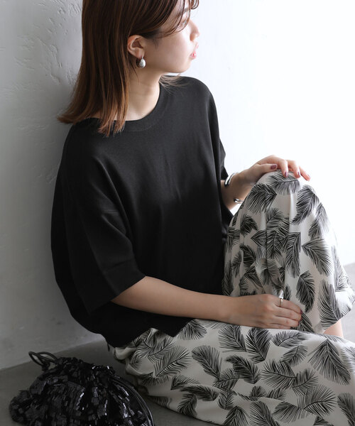 La TOTALITE（ラトータリテ）の「ドルマンスリーブプルオーバー（ニット/セーター・レディース・ブラック/ホワイト/ブルー・FREE）」の20枚目の写真