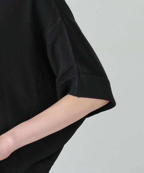 La TOTALITE（ラトータリテ）の「ドルマンスリーブプルオーバー（ニット/セーター・レディース・ブラック/ホワイト/ブルー・FREE）」の5枚目の写真