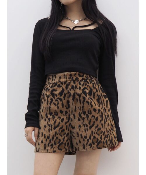 EVRIS(エヴリス)の「シャギーショートパンツ(その他パンツ・レディース・その他1/ブラック・MEDIUM/SMALL)」の8枚目の写真