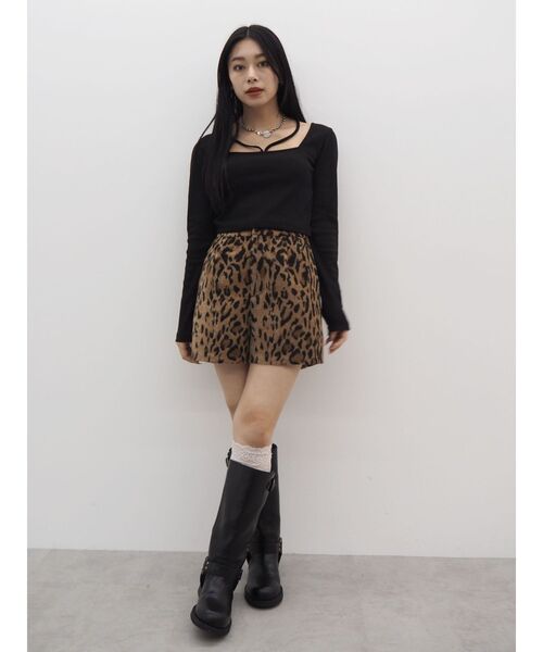 EVRIS(エヴリス)の「シャギーショートパンツ(その他パンツ・レディース・その他1/ブラック・MEDIUM/SMALL)」の10枚目の写真