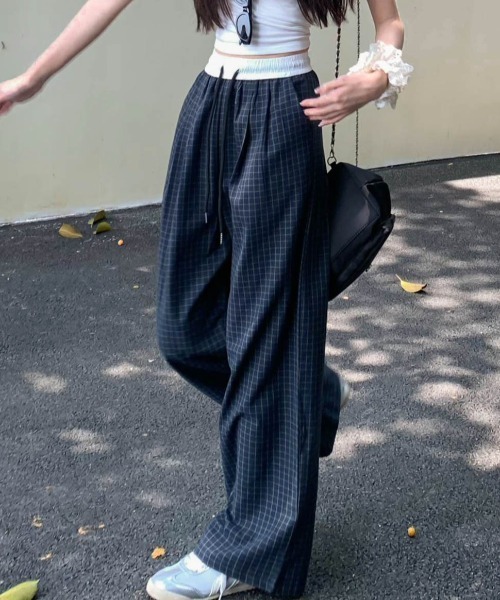 Vipoa（ヴィポア）の「チェックワイドレッグパンツ（その他パンツ・レディース・ブルー/ネイビー・FREE）」の13枚目の写真