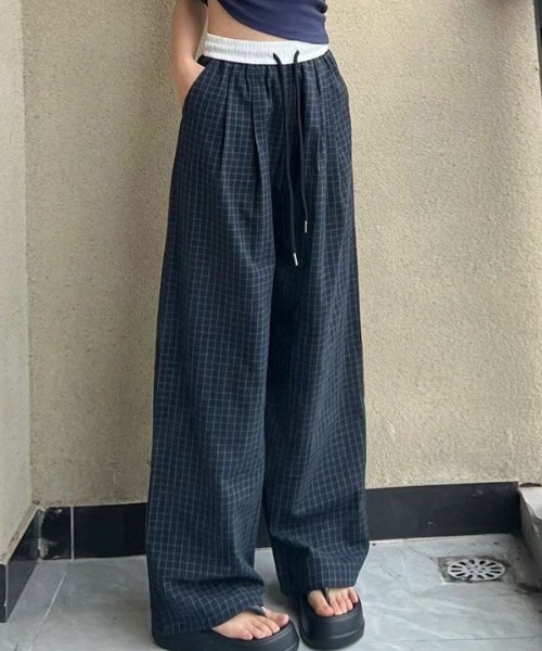 Vipoa（ヴィポア）の「チェックワイドレッグパンツ（その他パンツ・レディース・ブルー/ネイビー・FREE）」の5枚目の写真