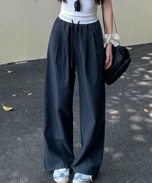 Vipoa（ヴィポア）の「チェックワイドレッグパンツ（その他パンツ・レディース・ブルー/ネイビー・FREE）」の12枚目の写真