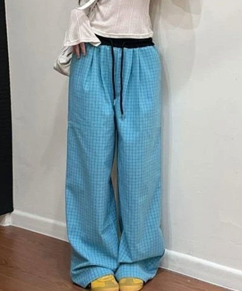 Vipoa（ヴィポア）の「チェックワイドレッグパンツ（その他パンツ・レディース・ブルー/ネイビー・FREE）」の16枚目の写真