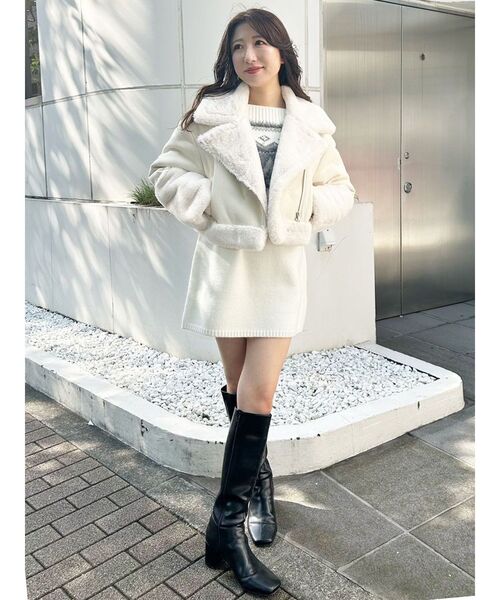 MERCURYDUO（マーキュリーデュオ）の「ロングフェイクファースリーブムートンジャケット（その他アウター・レディース・アイボリー・SMALL/MEDIUM）」の12枚目の写真