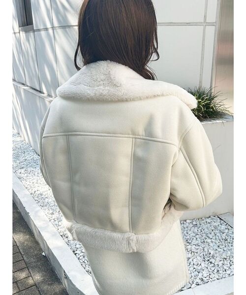 MERCURYDUO（マーキュリーデュオ）の「ロングフェイクファースリーブムートンジャケット（その他アウター・レディース・アイボリー・SMALL/MEDIUM）」の8枚目の写真
