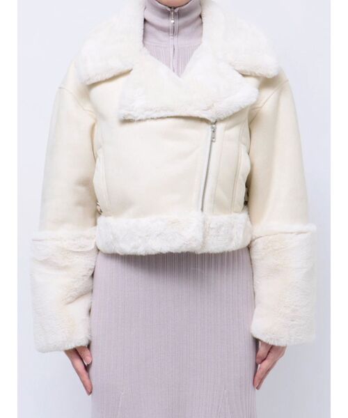 MERCURYDUO（マーキュリーデュオ）の「ロングフェイクファースリーブムートンジャケット（その他アウター・レディース・アイボリー・SMALL/MEDIUM）」の4枚目の写真