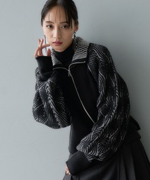HARE（ハレ）の「ニュアンスミドルニットVネックカーディガン