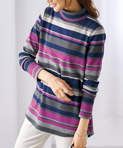 BELLUNA PLUS（ベルーナ）の「ふわふわ裏ファーハイネックプルオーバー（Tシャツ/カットソー・レディース・ブラック系/グリーン系/ピンク系/サックスブルー系・LARGE/MEDIUM/X-LARGE）」の4枚目の写真
