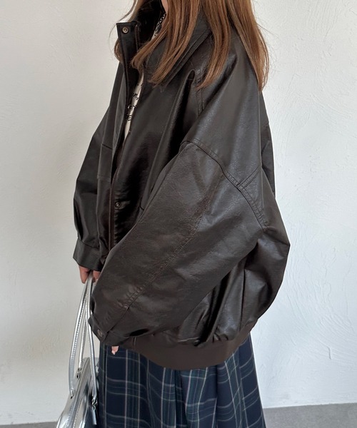 kutir（クティール）の「ヴィンテージライクオーバーサイズポケットブルゾン（ブルゾン・レディース・ブラック/ダークブラウン・FREE）」の21枚目の写真