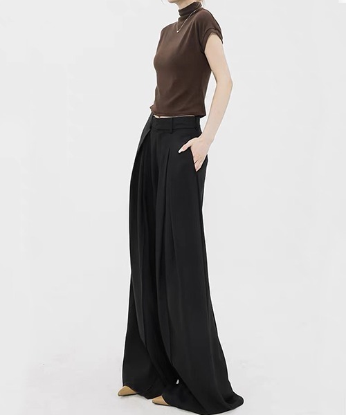 Chick（チック）の「Double Tuck Baggy Slacks / バギースラックス（スラックス・レディース・ブラック・FREE）」の4枚目の写真