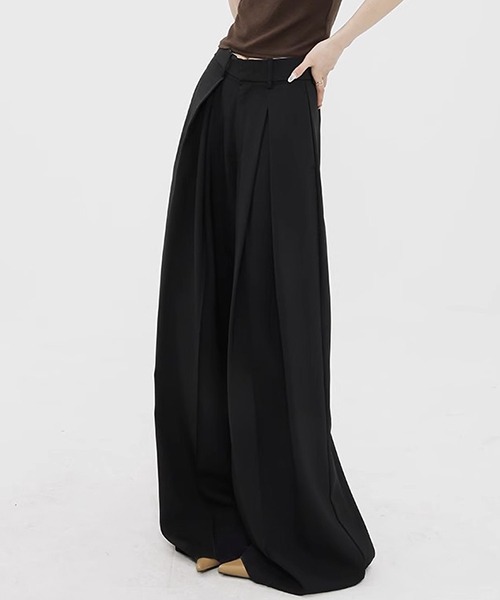 Chick（チック）の「Double Tuck Baggy Slacks / バギースラックス（スラックス・レディース・ブラック・FREE）」の2枚目の写真