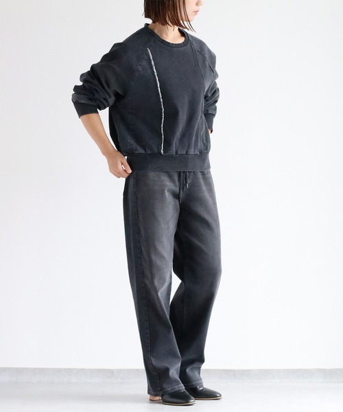 cepo（セポ）の「〈セットアップ可能〉リメイクデニムプルオーバースウェット（スウェット・レディース・ブルー系1/ブラック・M）」の2枚目の写真