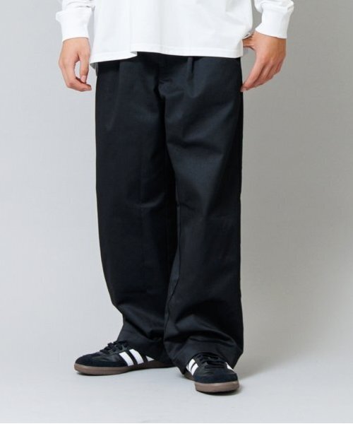 GLAZOS（グラソス）の「【大人向けサイズあり】タックバギースラックス（その他パンツ・キッズ・ブラック/ベージュ・LL/L/M/S）」の2枚目の写真